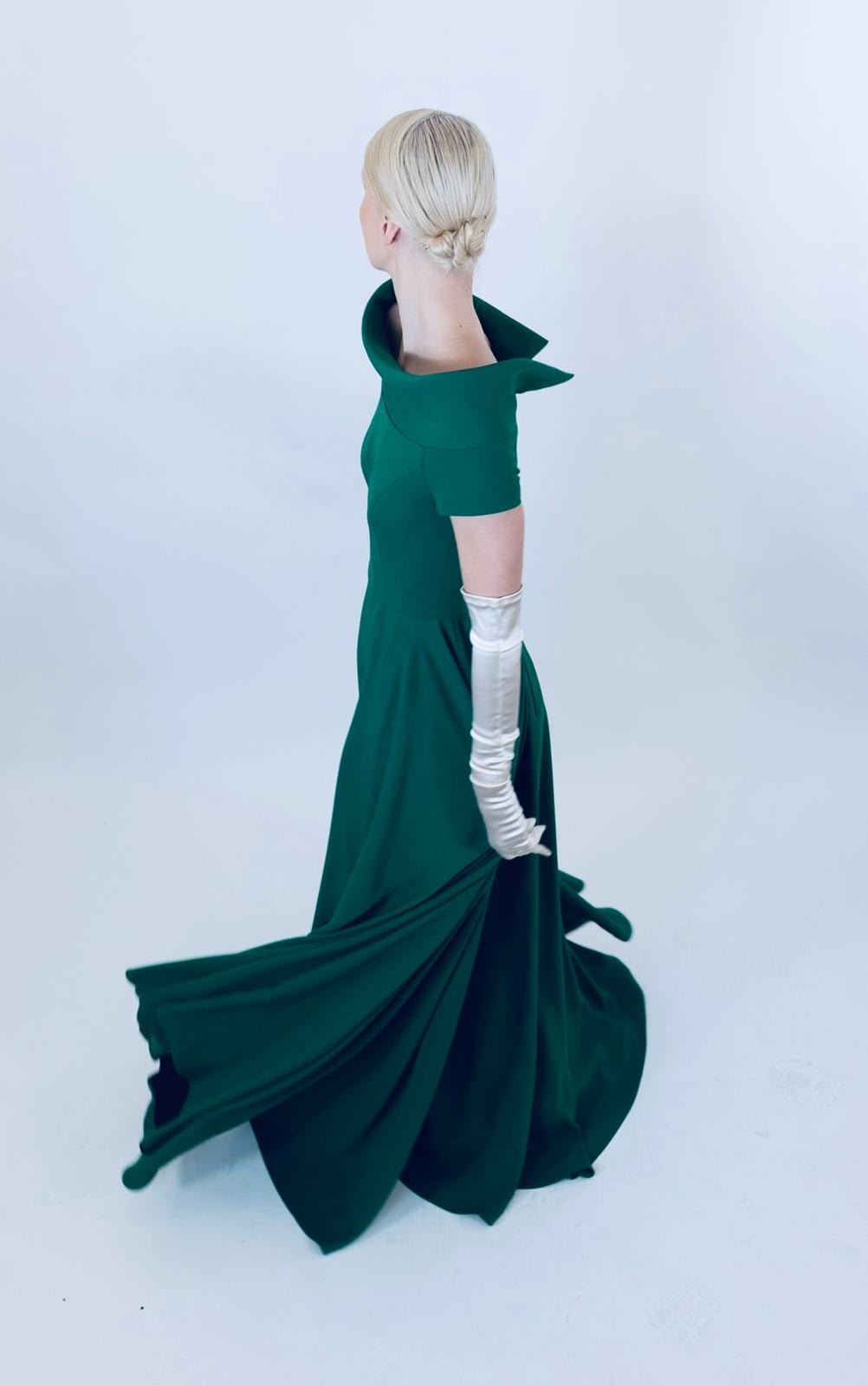 PRE - VIEW '25 LOOK 14 - EVENING DRESS - Thang de Hoo