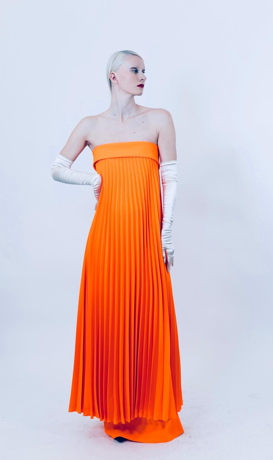 PRE - VIEW '25 LOOK 17 - EVENING DRESS - Thang de Hoo